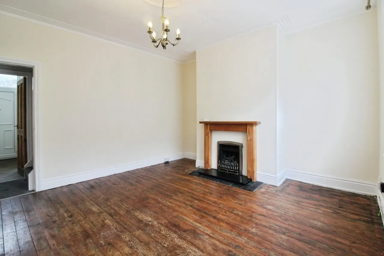 Oakroyd Terrace, Stanningley, Pudsey, LS28, photo 6