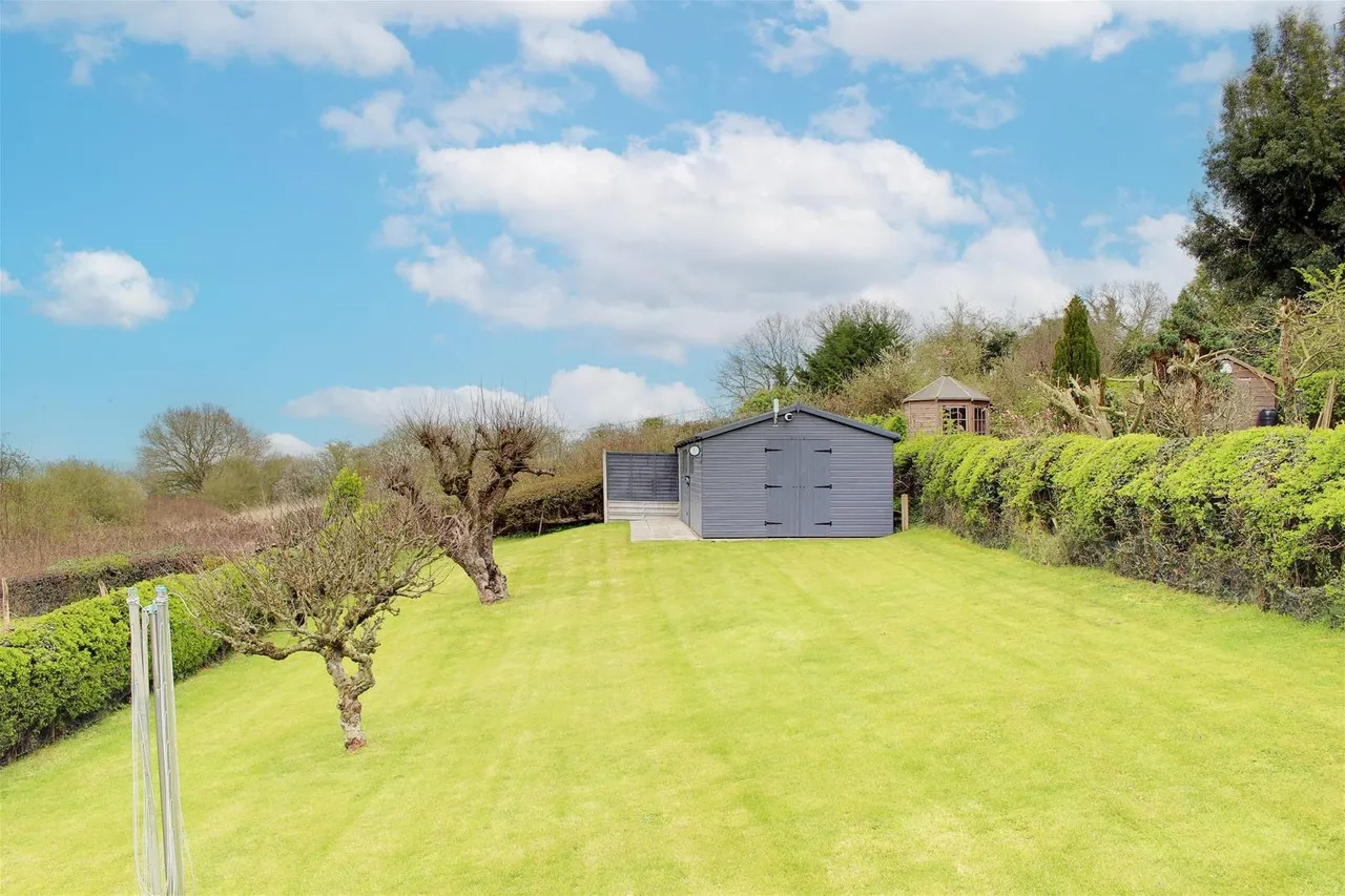 Park Road, Northaw, Hertfordshire EN6 4NU, photo 27