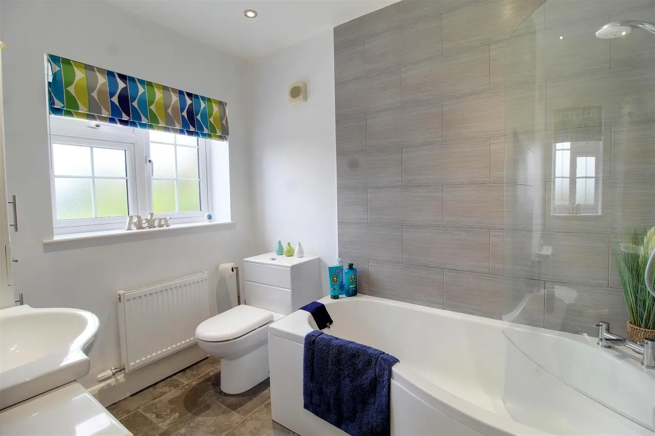 Park Road, Northaw, Hertfordshire EN6 4NU, photo 9