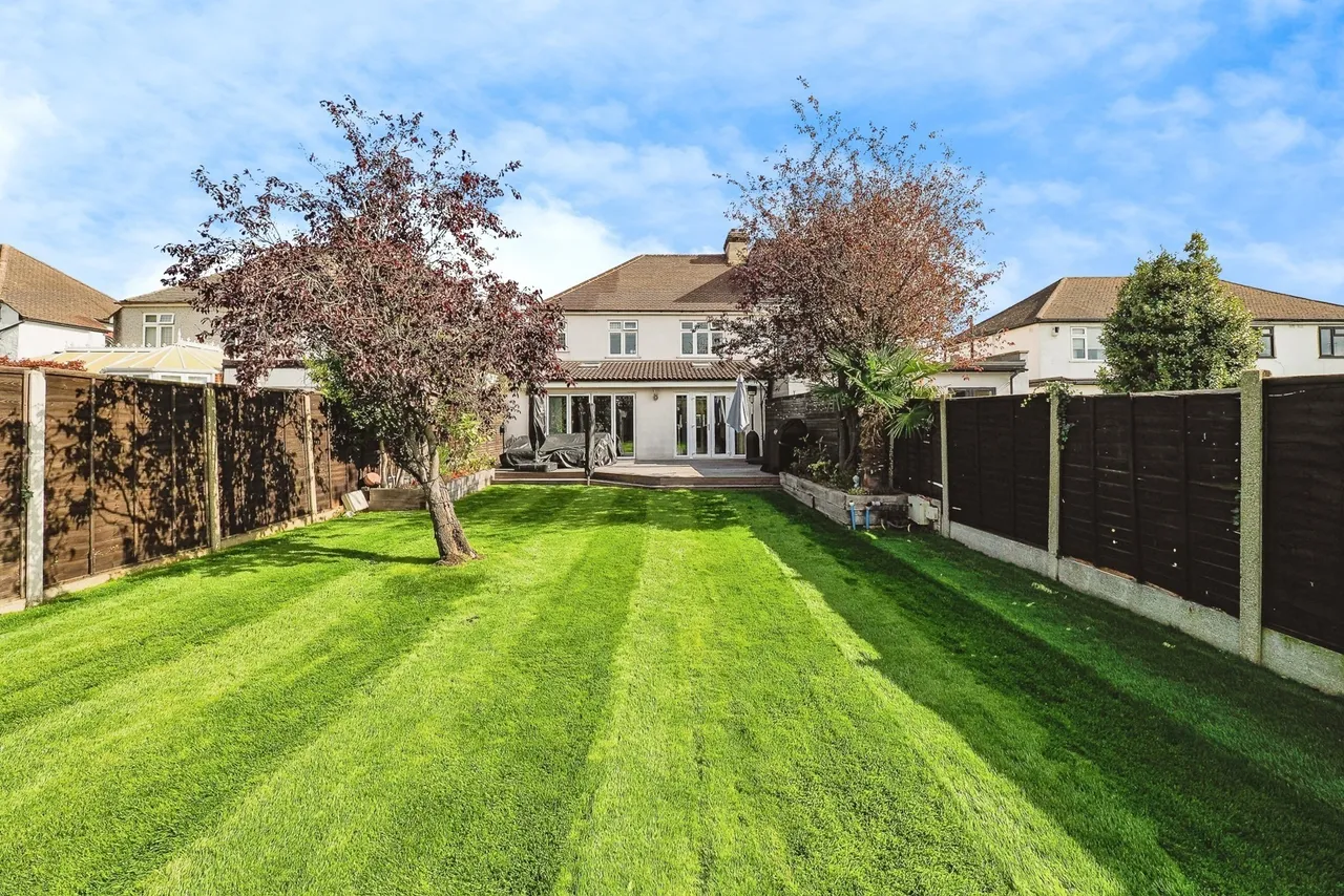 Dee Way, Romford, RM1, photo 5