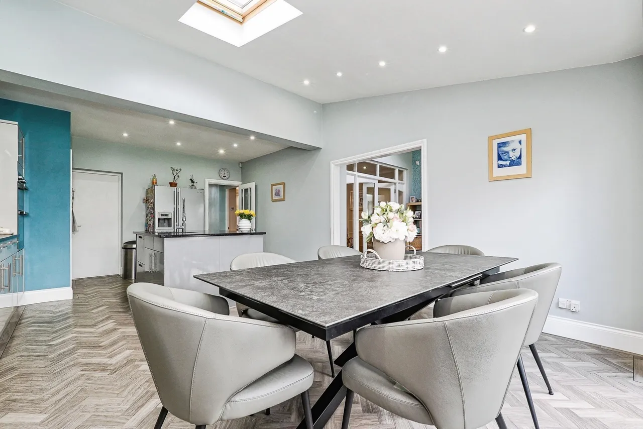 Dee Way, Romford, RM1, photo 7