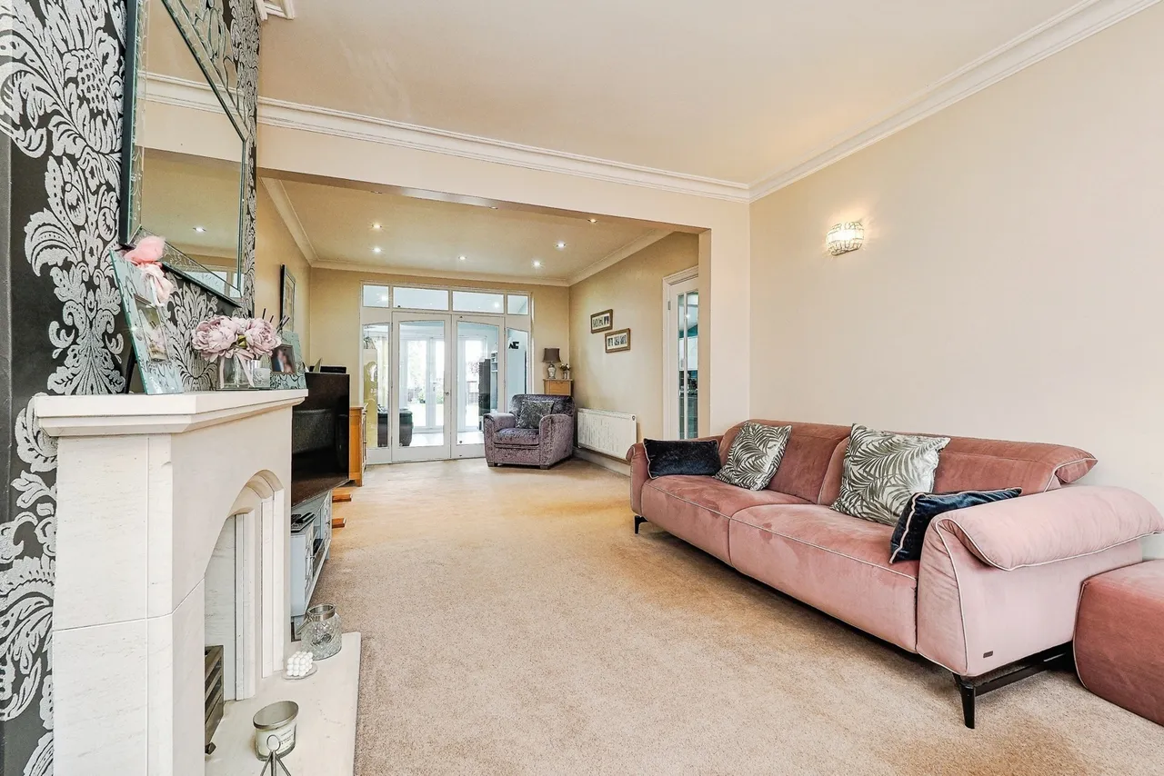 Dee Way, Romford, RM1, photo 11
