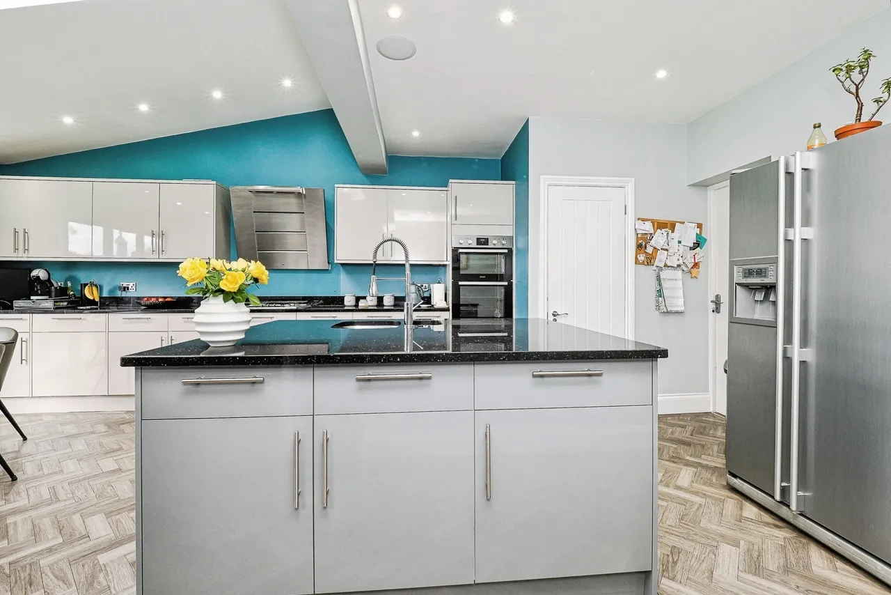 Dee Way, Romford, RM1, photo 10