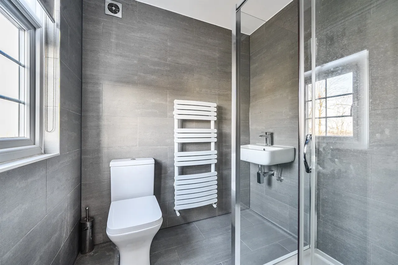 Bellevue Road, London, N11, photo 14
