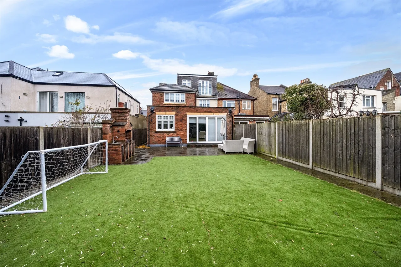 Bellevue Road, London, N11, photo 5
