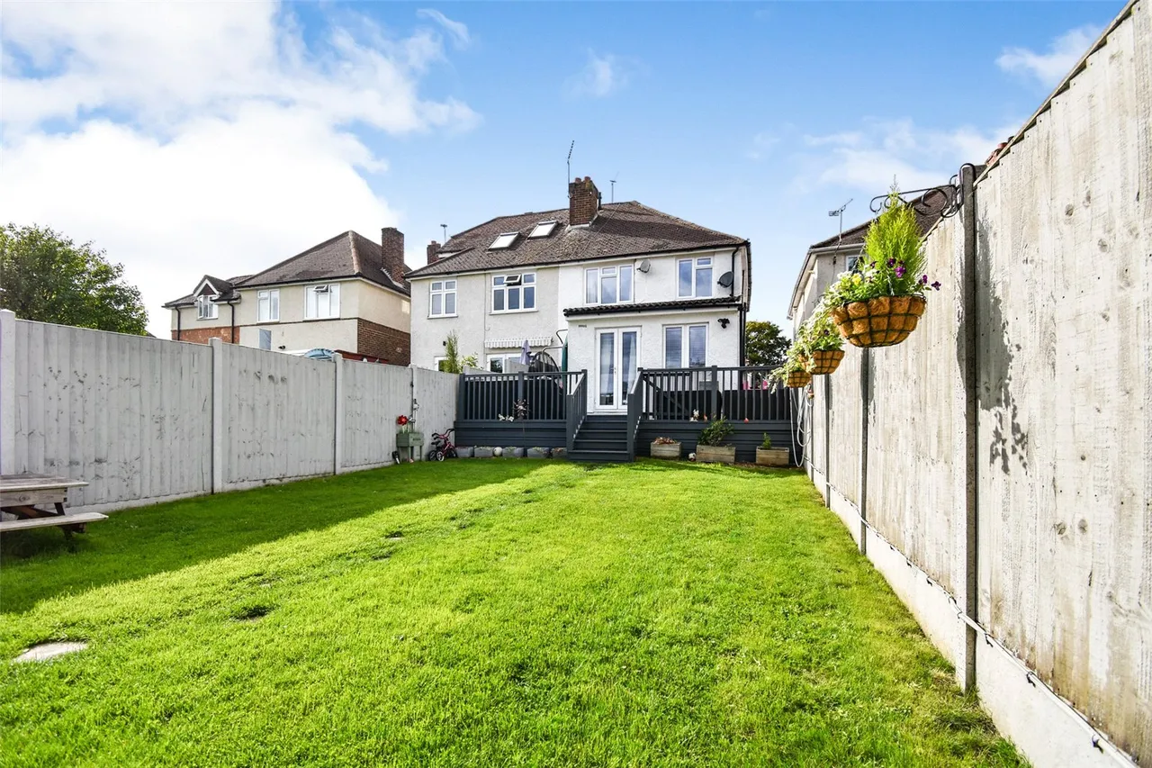 Brighton Road, Aldershot, Hampshire, GU12 4HG, photo 11