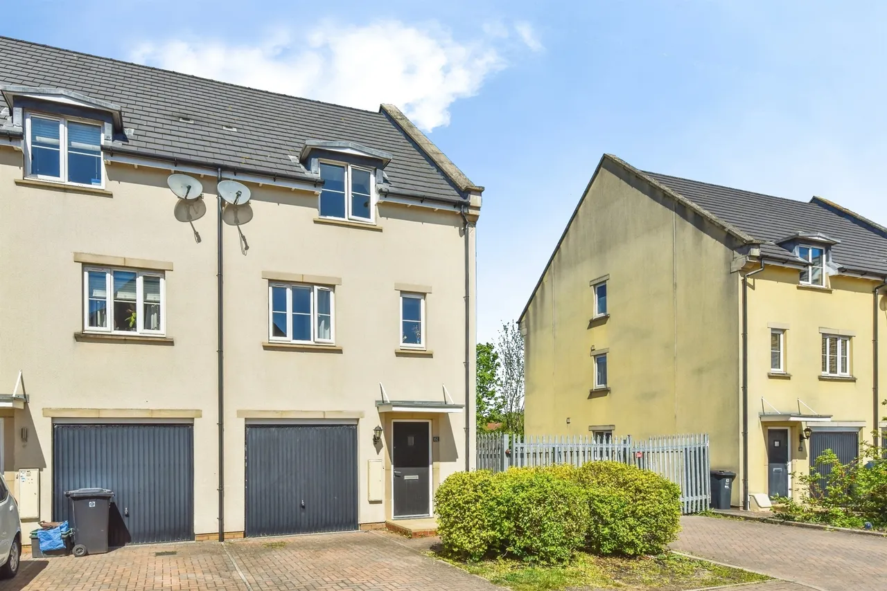 3 bed house for sale — Great Western Street, Frome