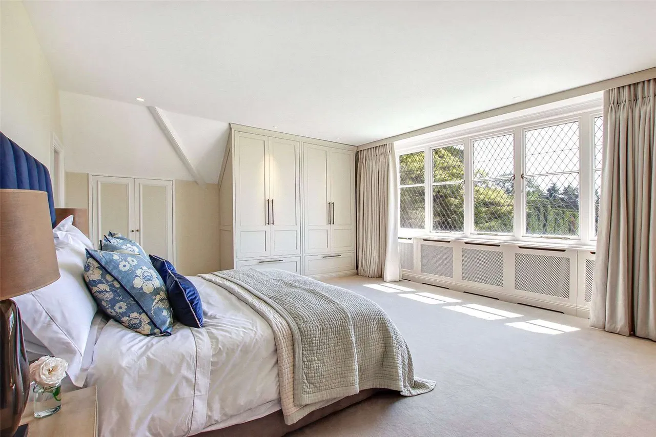 Vicarage Road, Yalding, ME18, photo 18