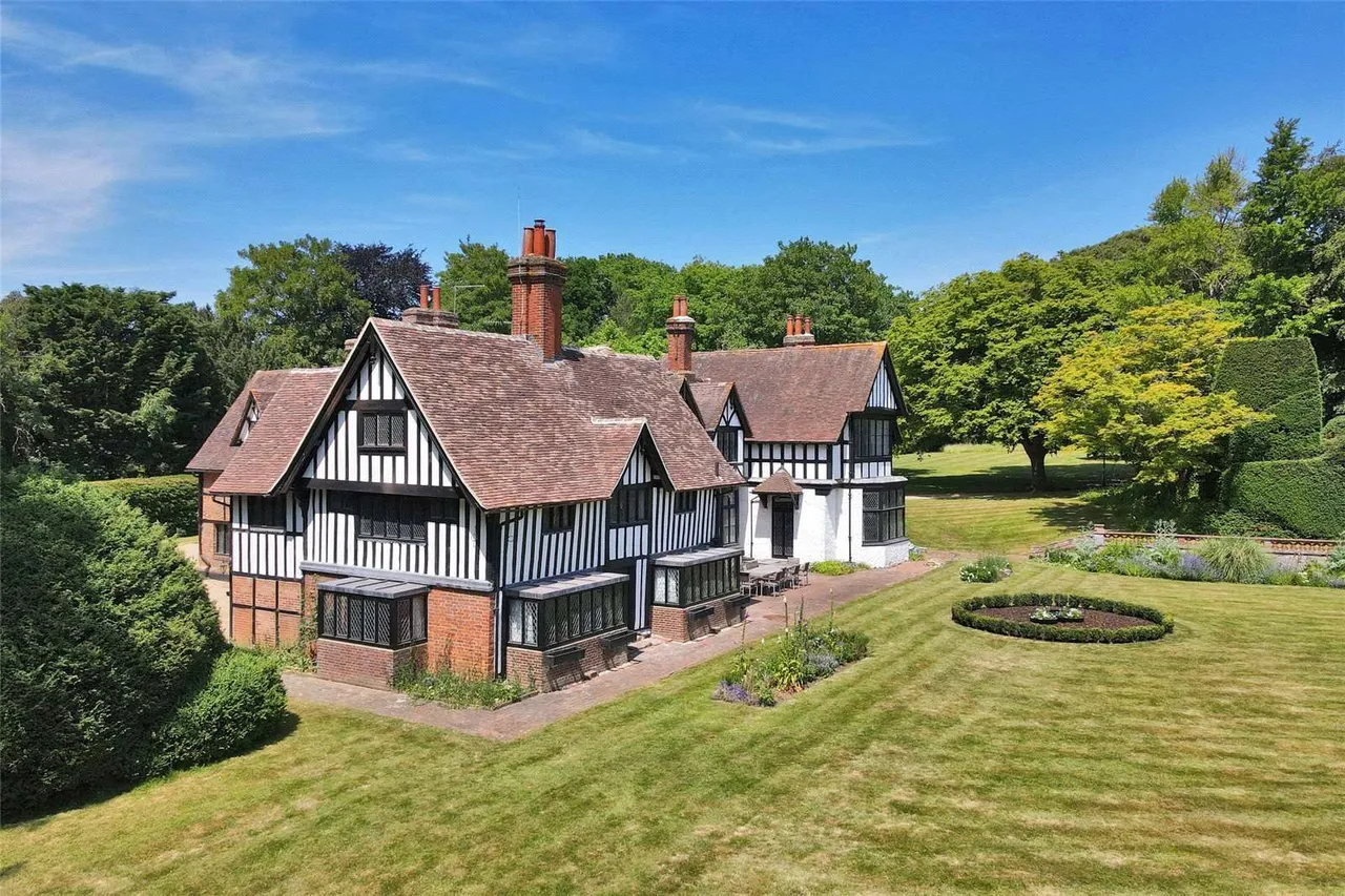 Vicarage Road, Yalding, ME18, photo 25