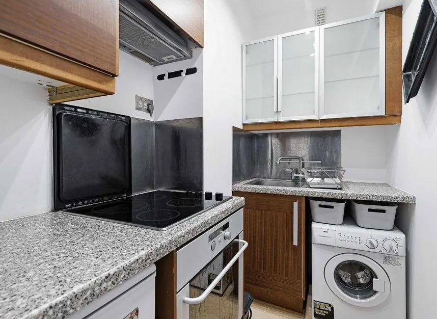 Woburn Place, Bloomsbury, WC1H, photo 3