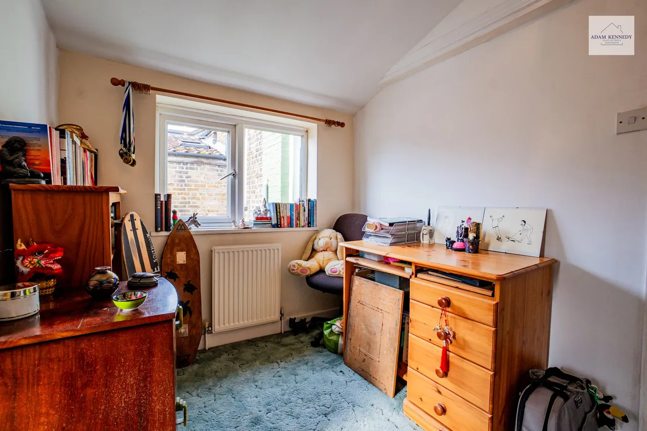 9 Henderson Road, London, N9 7QT, photo 21