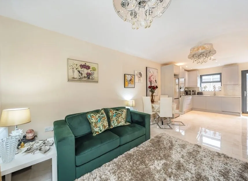 Pallister Terrace, Roehampton Vale, SW15, photo 3