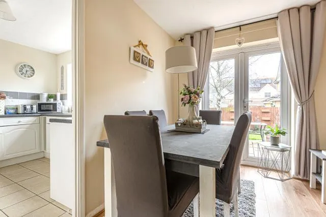 Archer Drive, Aylesbury, HP20, photo 3