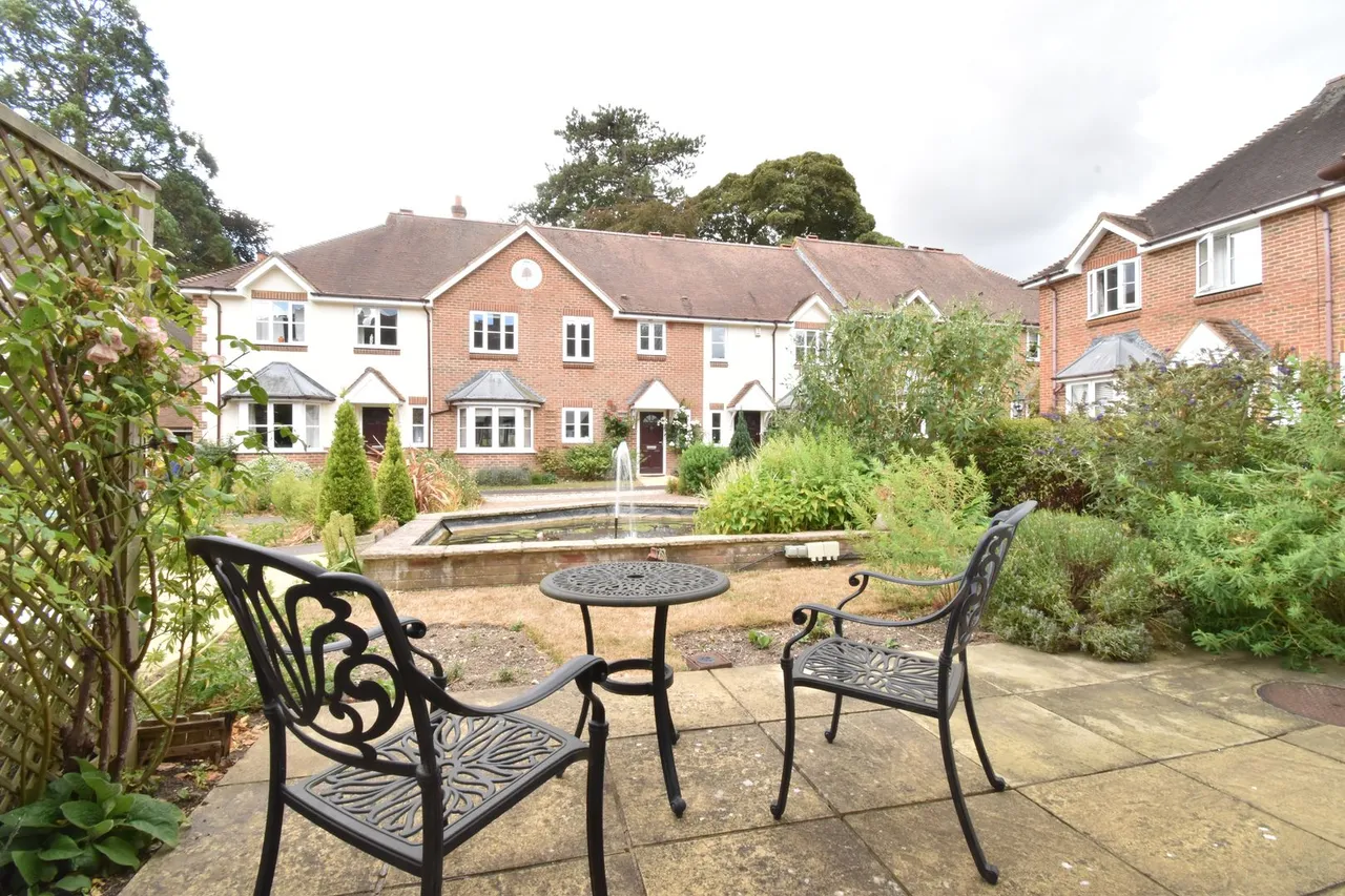 Grovelands, Lenham, photo 12