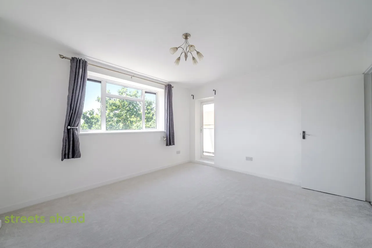2 bed flat to rent, Kingswood Estate, London, SE21
