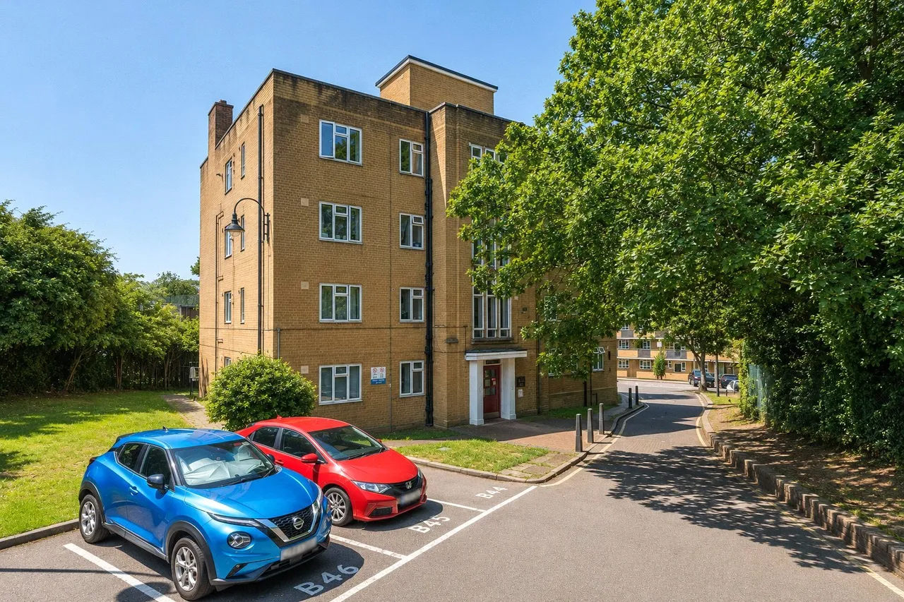 Kingswood Estate, London, SE21, photo 9