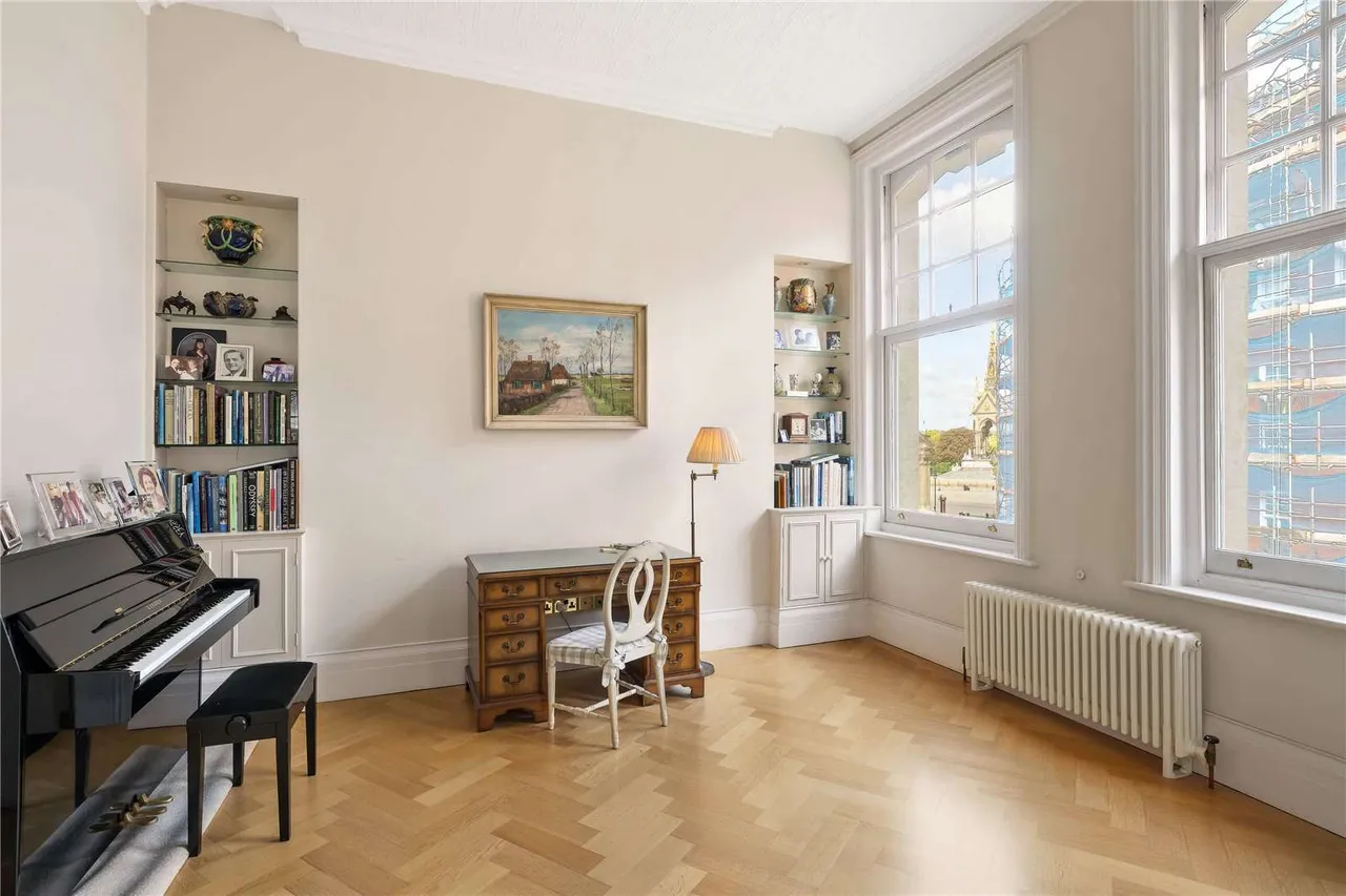 Albert Court Central Block, Prince Consort Road, London, SW7 2BG, photo 6