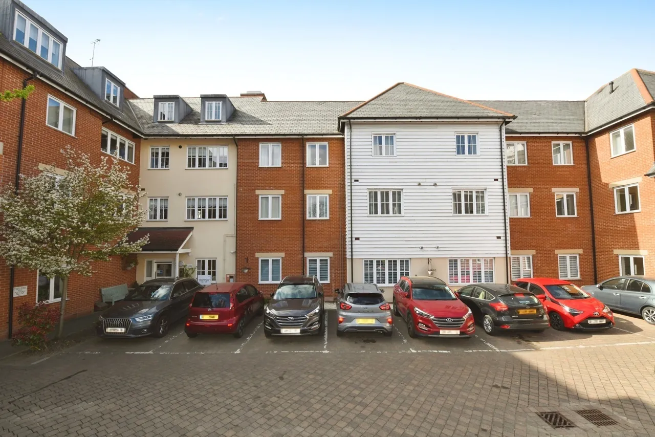 Ongar Road, BRENTWOOD, Essex, CM15, photo 8