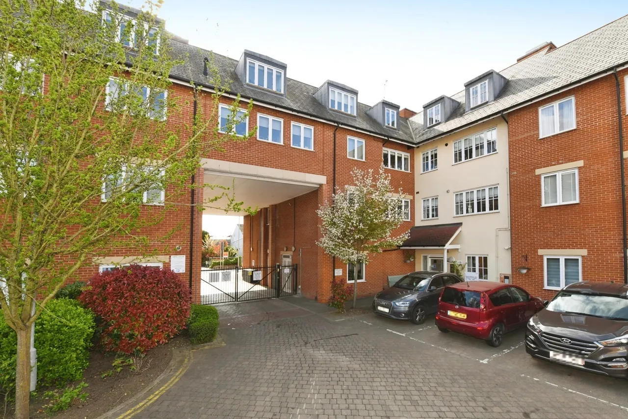Ongar Road, BRENTWOOD, Essex, CM15, photo 7