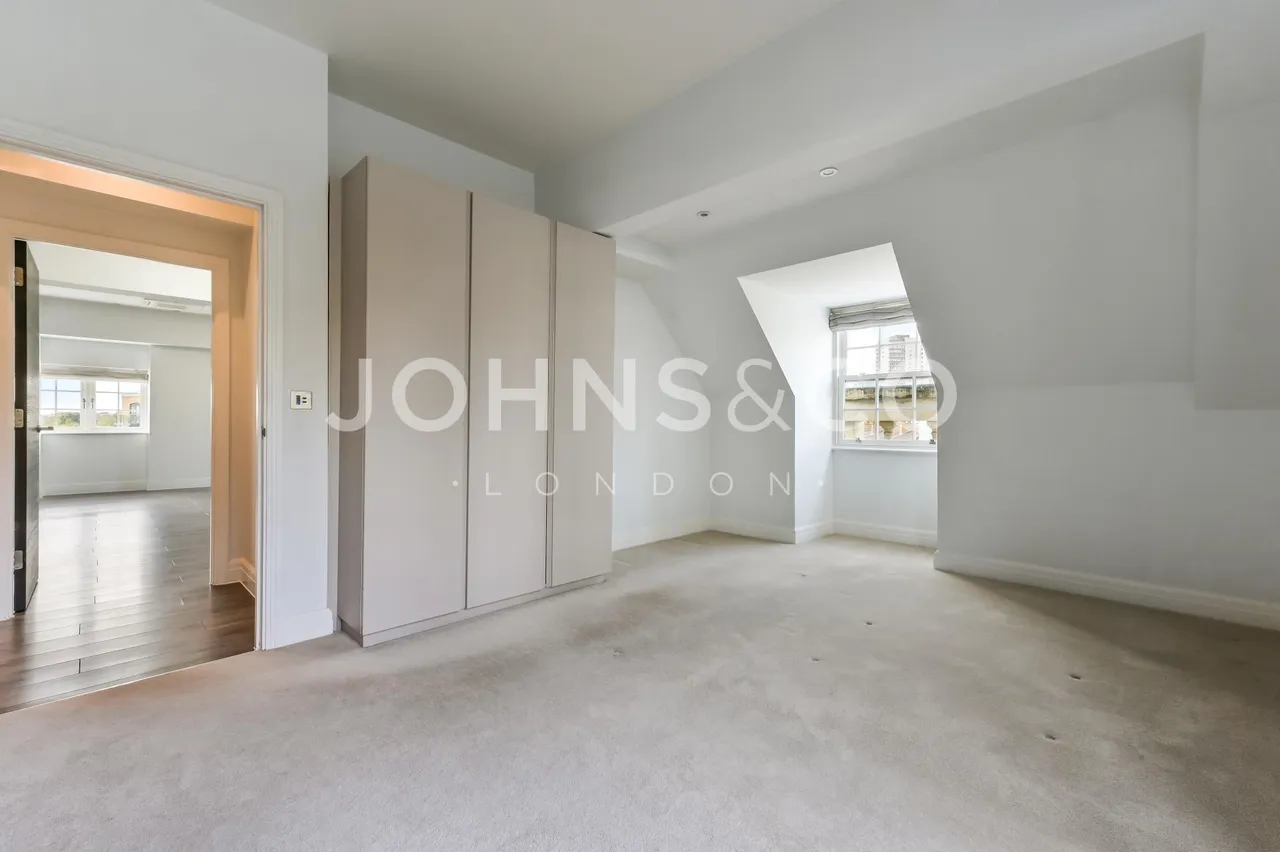 Kew Bridge Road, Brentford, TW8, photo 7
