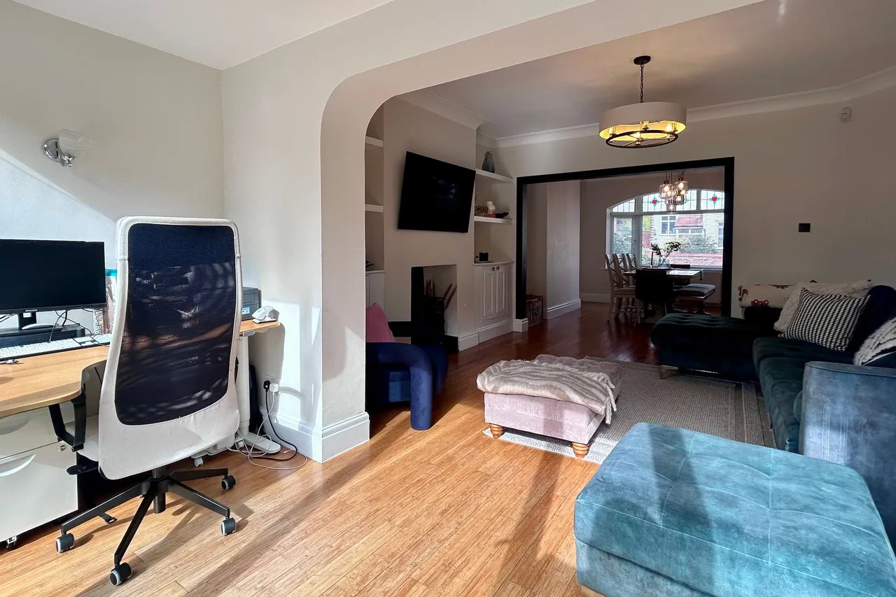 Outwood Drive, Cheadle, photo 6