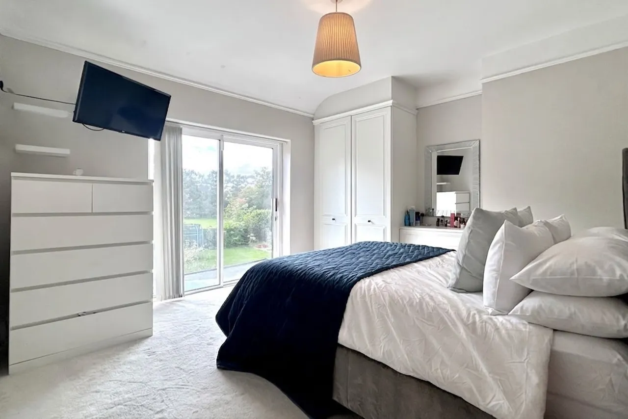 Outwood Drive, Cheadle, photo 12