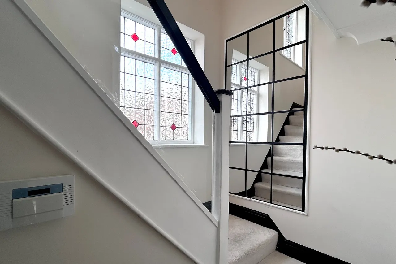Outwood Drive, Cheadle, photo 10