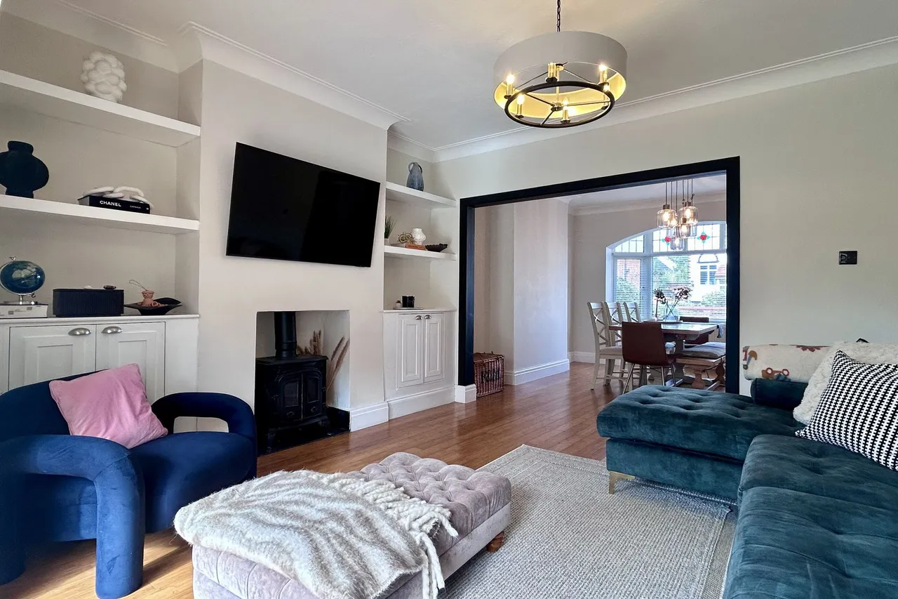 Outwood Drive, Cheadle, photo 2
