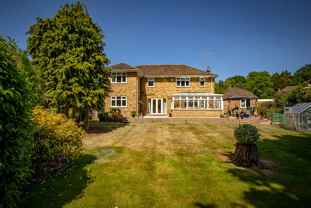 Chilterns Park, Bourne End SL8 5LB, photo 23