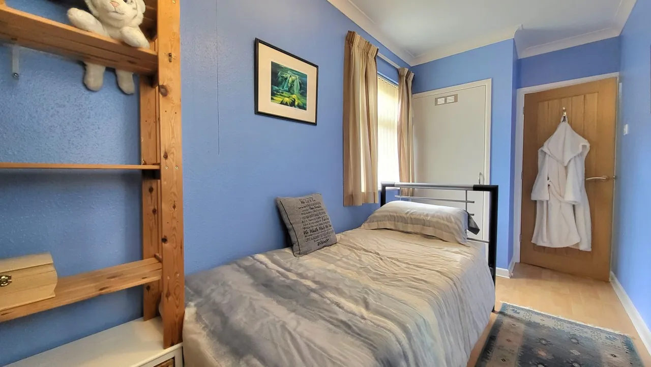 Sandringham Road, Walton, Peterborough, PE4, photo 13