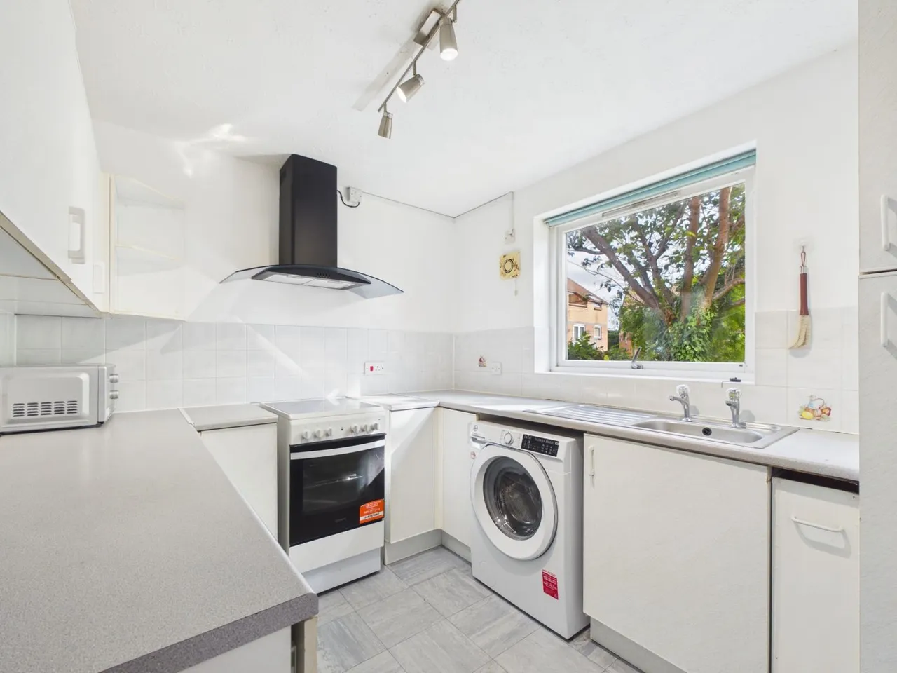 Tonnelier Road, Nottingham, NG7, photo 4