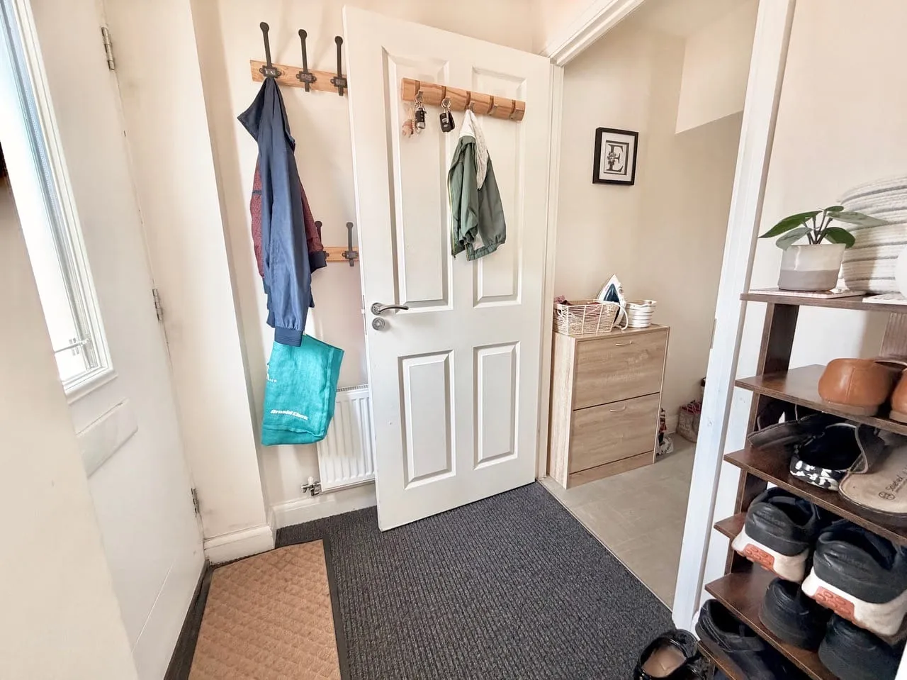 Kitchener Drive, Eaton Leys, Milton Keynes, Milton Keynes, MK17 9GF, photo 2