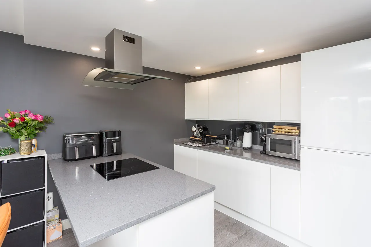 Flat 72, Swan Court, Hemel Hempstead, photo 3