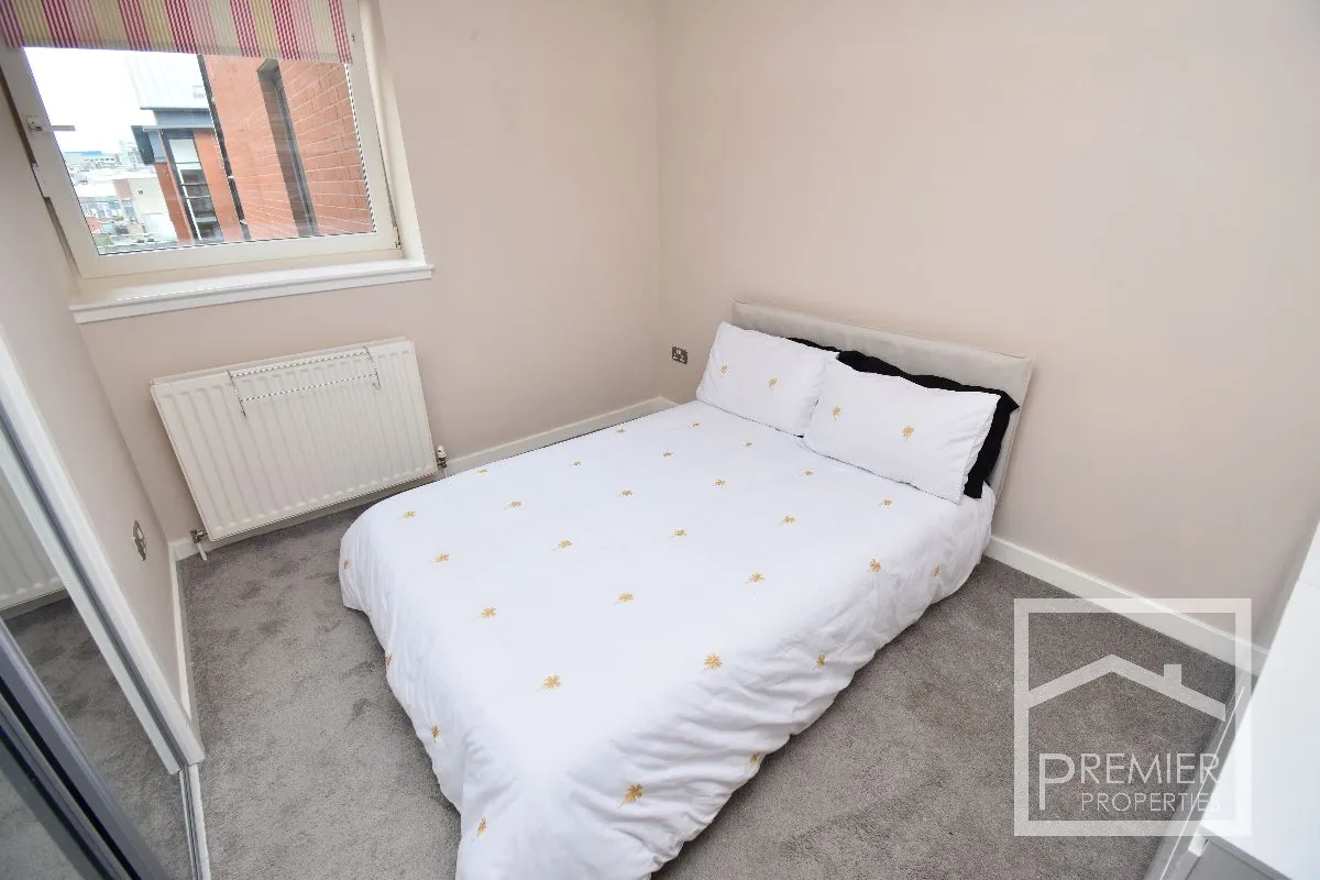 2 bedroom Modern Apartment To Let, photo 10
