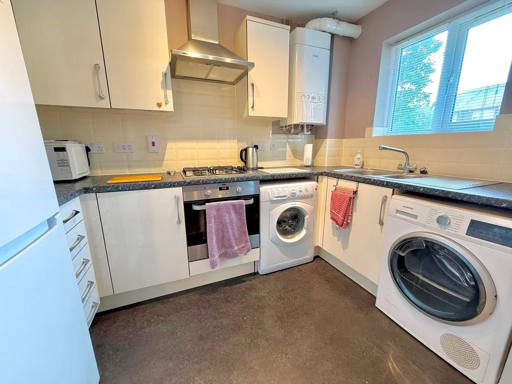 Stokers Close, Dunstable LU5 4EY, photo 5