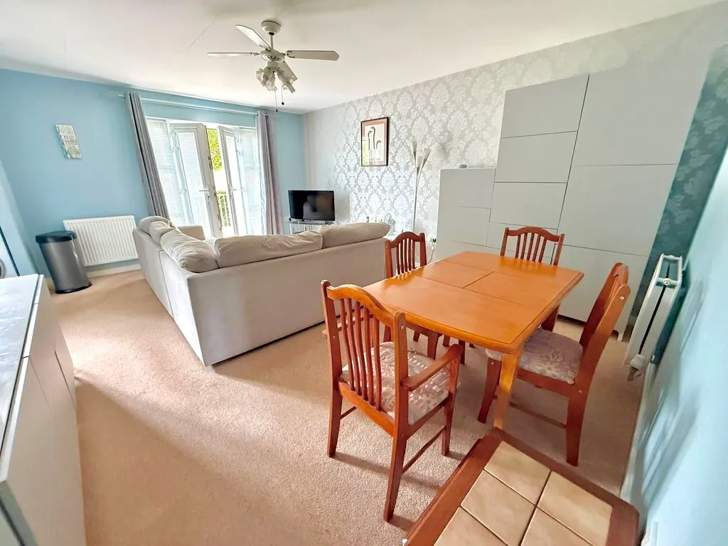 Stokers Close, Dunstable LU5 4EY, photo 9