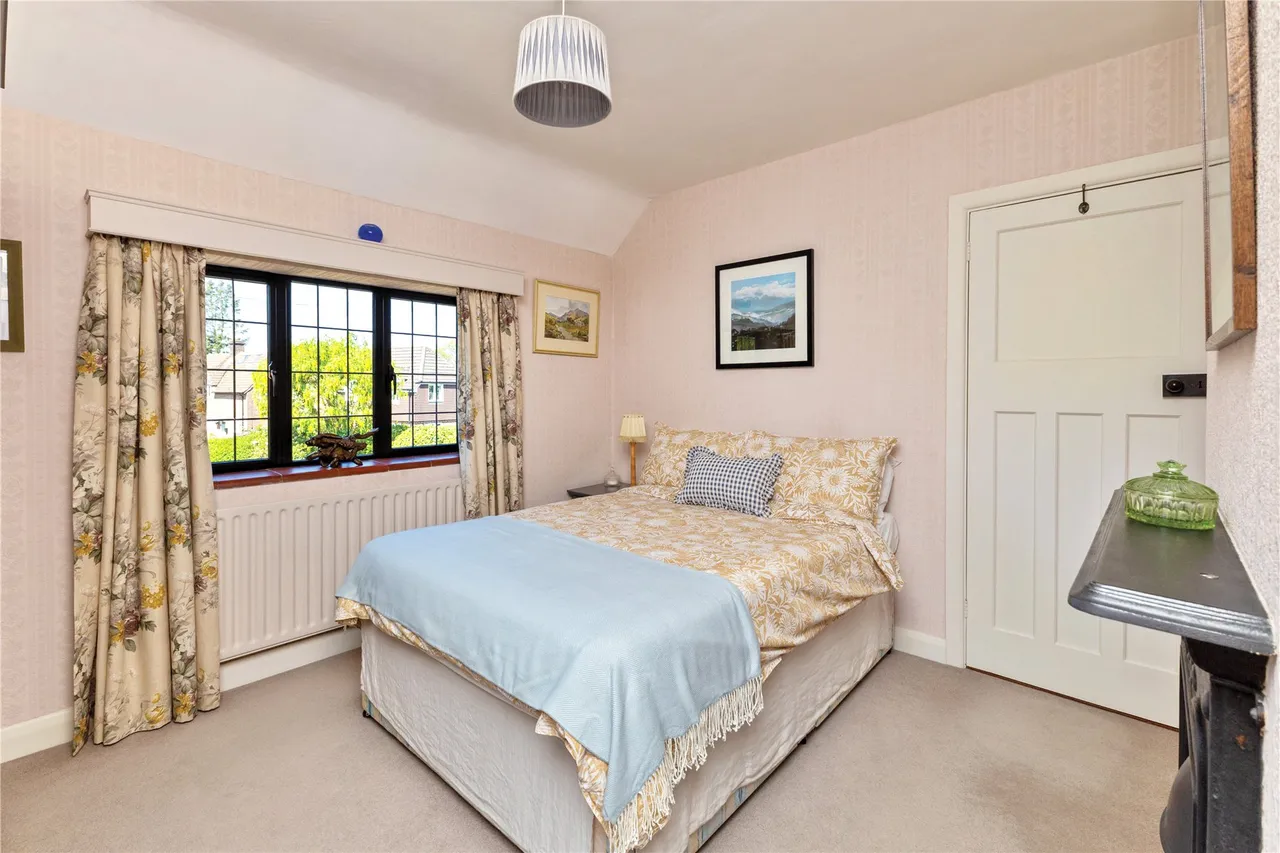 School Road, Grayshott, GU26, photo 14