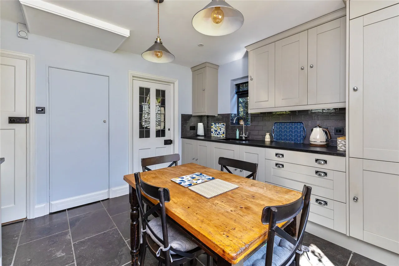 School Road, Grayshott, GU26, photo 9