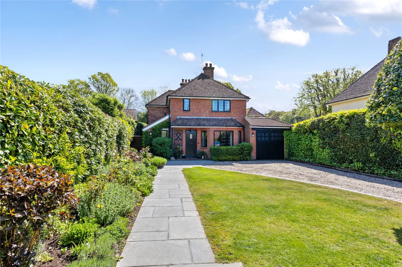 School Road, Grayshott, GU26, photo 26