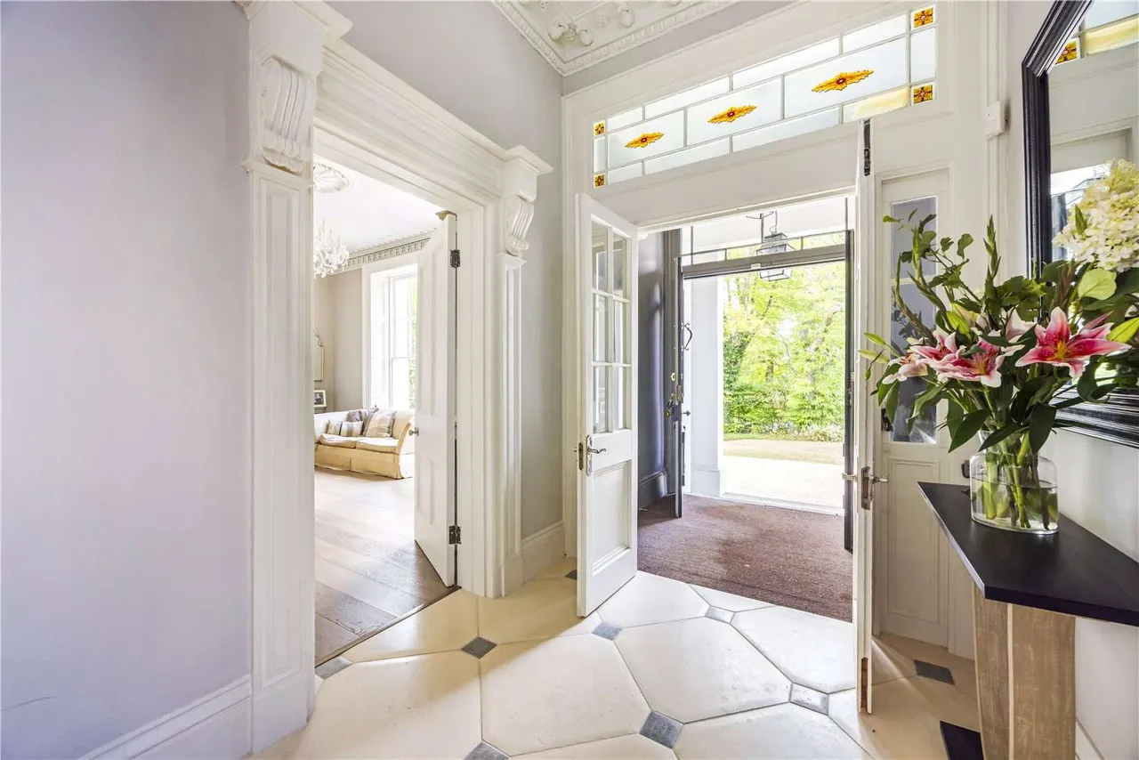 The Park, Cheltenham, Gloucestershire, GL50 2SD, photo 8