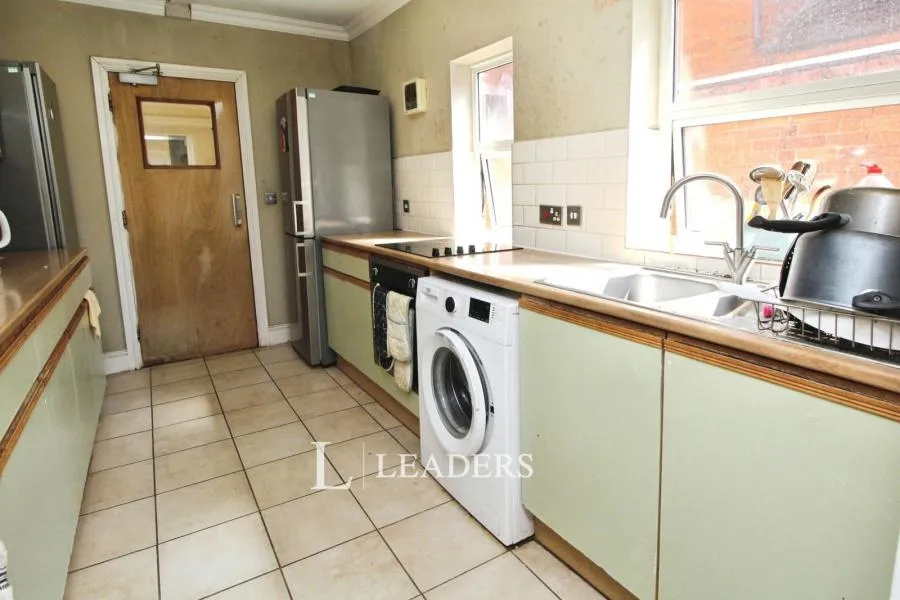 Cambridge Street, Wolverton, MK12, photo 7