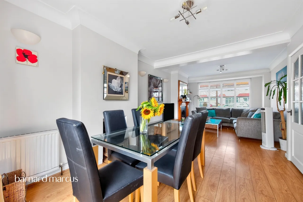 Ravenswood Avenue, Surbiton, photo 4