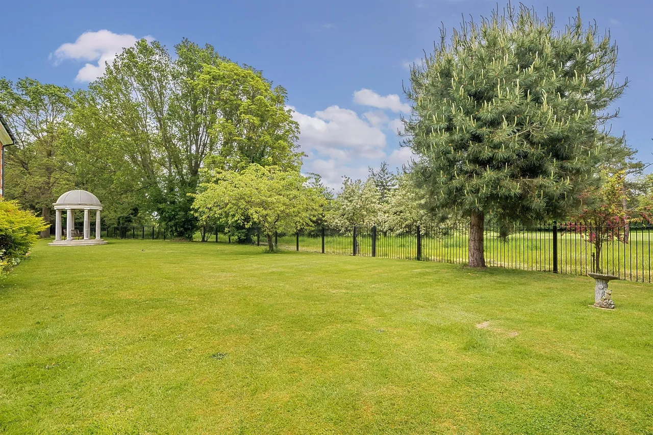 Robin Hill, Maidenhead, SL6, photo 17