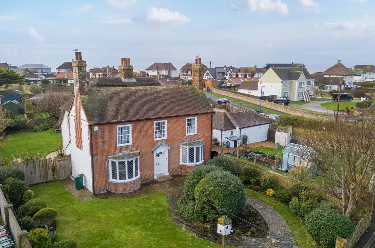 West Street, Selsey, PO20, photo 29