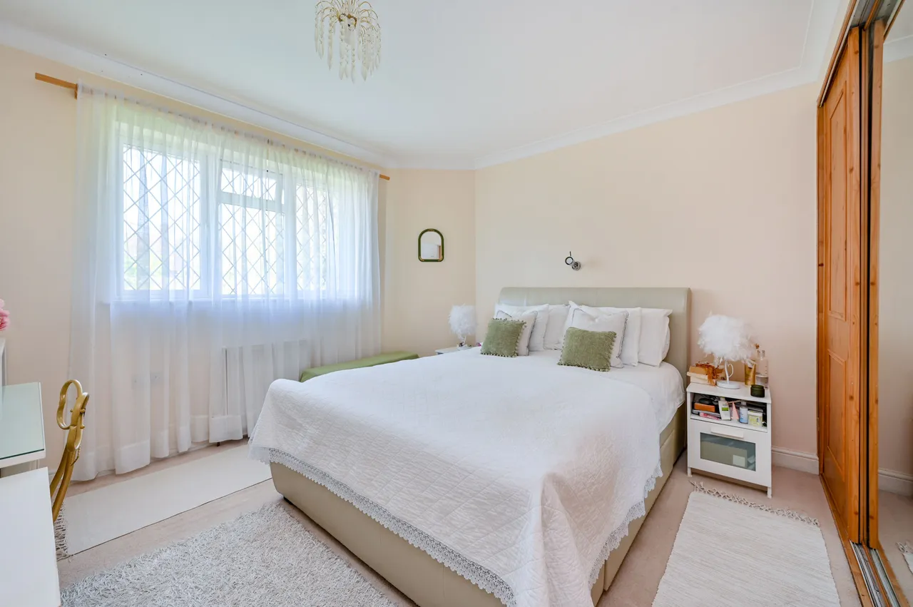 182 Cygnet Avenue, Feltham, photo 6