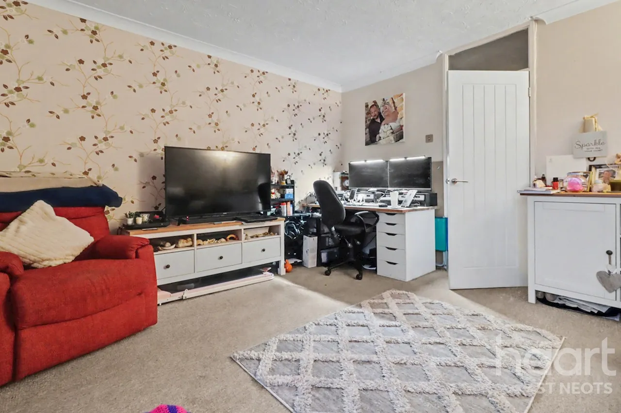Paxton Court, Little Paxton, PE19, photo 4