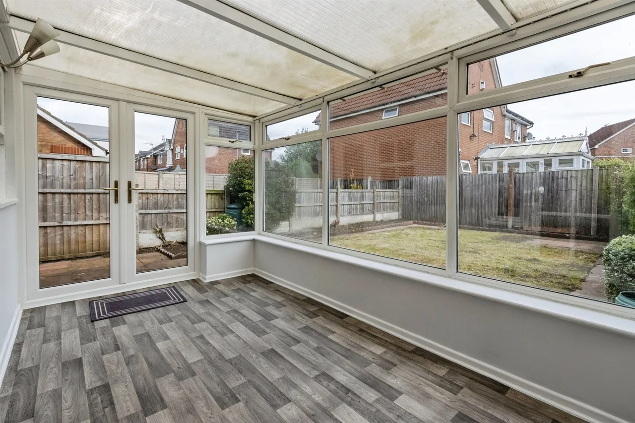 Silkstone Court, Leeds, photo 3