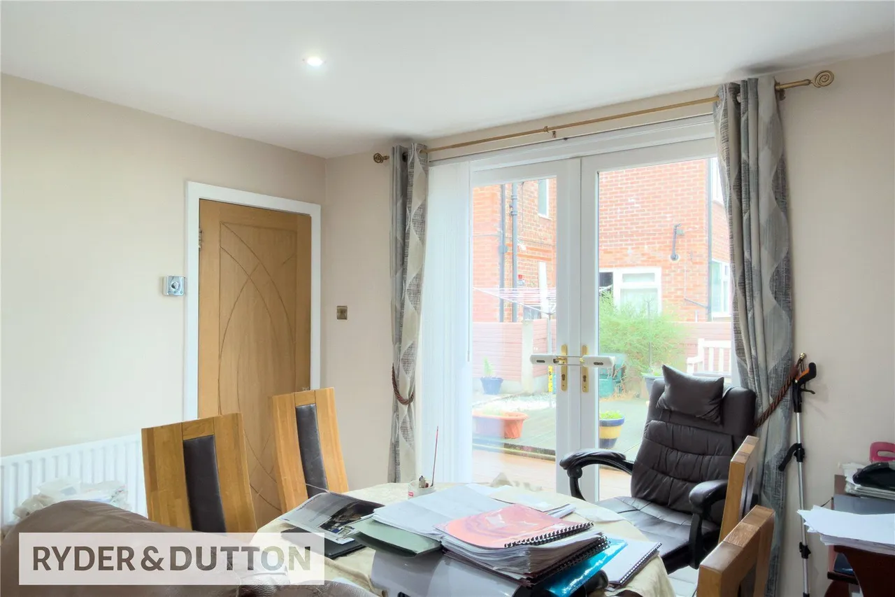Hillside Close, Manchester, M40, photo 5