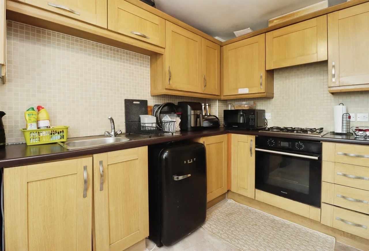 Jay Road, Corby, photo 6