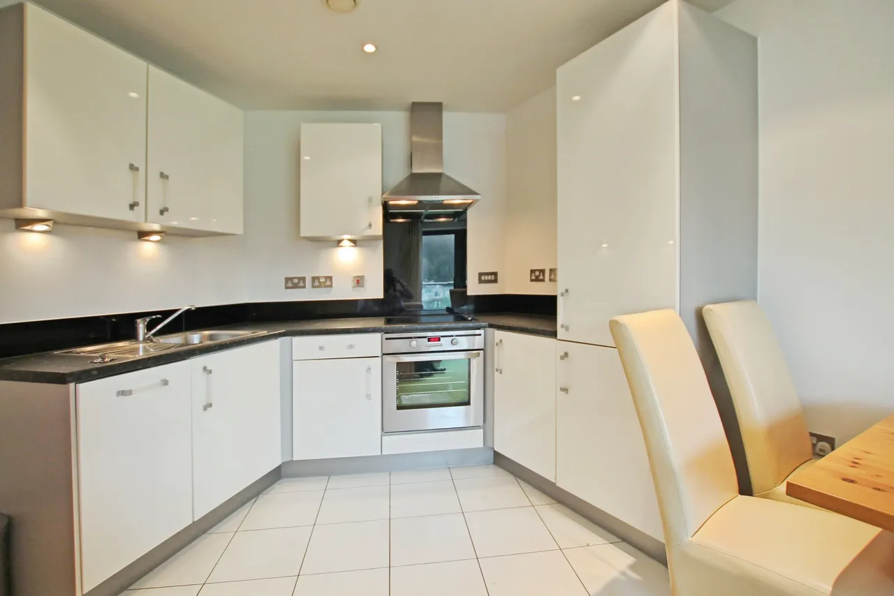 2 bed flat for sale, Victoria Mills, Salts Mill Roa, BD17